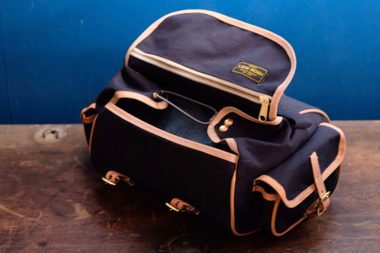 LD Pass Hunter Saddle Bag in Navy Duck Canvas